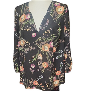 DR2 Black and Pink V Neck Flowy Spring Floral Blouse
